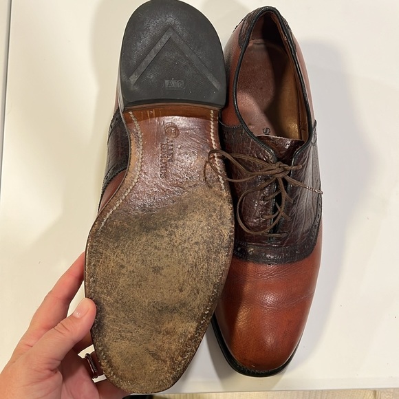 Allen Edmonds Two-Tone‎ Brown Leather Oxfords